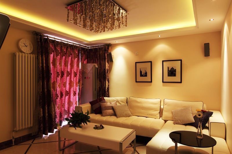 重庆紫御江山15平米小客厅白色沙发装修效果图